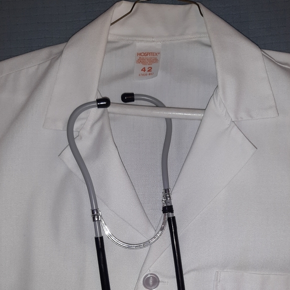 Medical Lab Coat - Picture 5 of 8